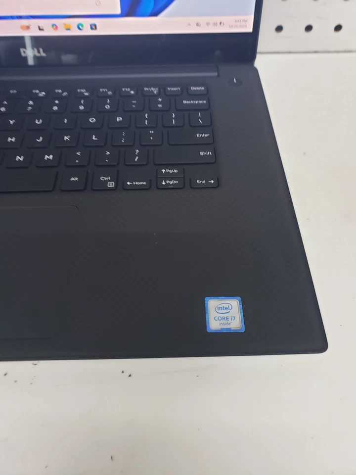 Dell Precision 5510,  i7-6820HQ, 32GB RAM 512GB NVMe Windows 11 Pro, 2.70GHz  - Image 4 of 4