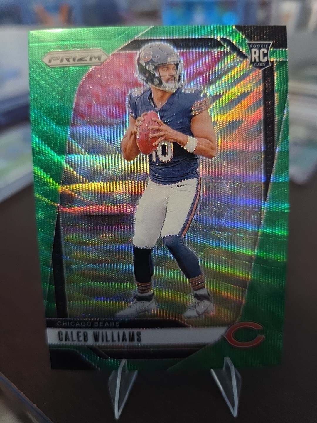 2024 Panini Prizm - Rookies Caleb Williams #301 Green Wave Prizm (RC)