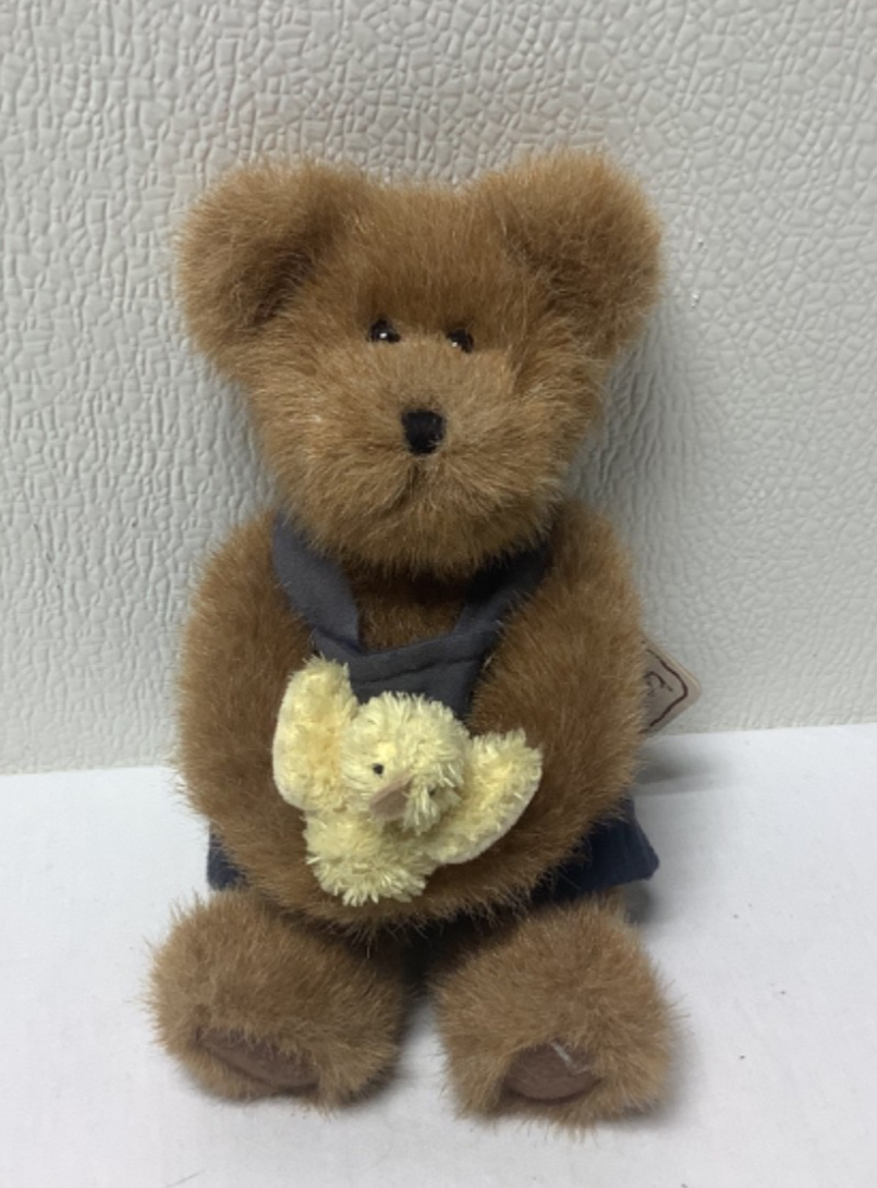 Boyds plush EDMUND bear Navy overalls holding yellow bird, chick, duckling tag