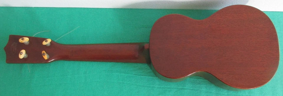 C.F. Martin & Co. Mahogany Soprano Ukulele 4-Strings Antique Vintage Case 1930's - Image 3 of 4