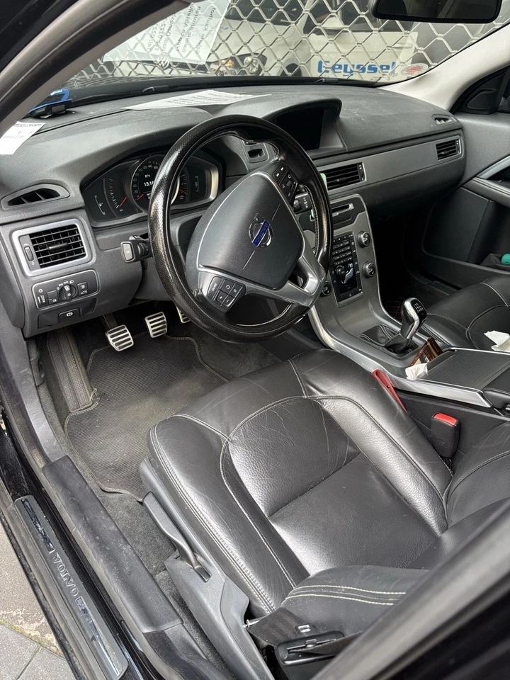 Volvo V70 Kombi - Bild 4 von 4