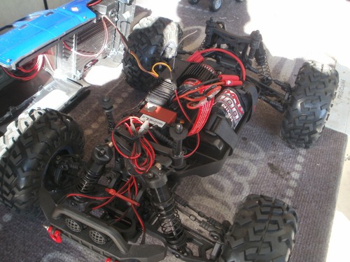 Rc 4x4 1/10 truck - Picture 8 of 9