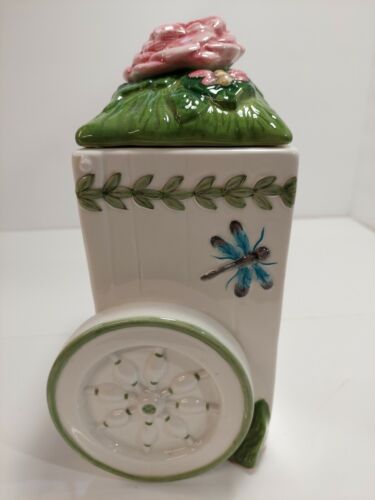 End Section of Portmeirion Botanic Garden Canister Figural Wheeled Flower Cart - Picture 3 of 11