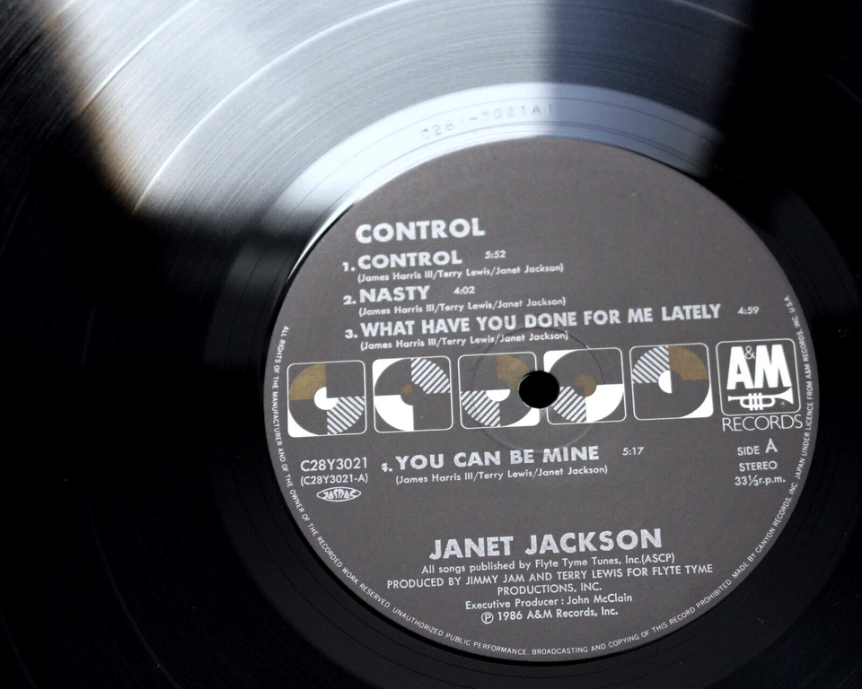 NEAR MINT 1986 ORIGINAL JANET JACKSON CONTROL VINYL LP PHOTO INSERT RARE - Image 3 of 4