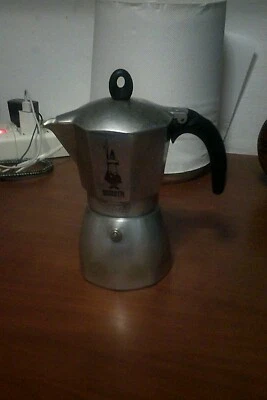 caffettiera pressofiltro bialetti 6 tazze DAMA funzionante con lievi difet leggi - Imagen 1 de 4