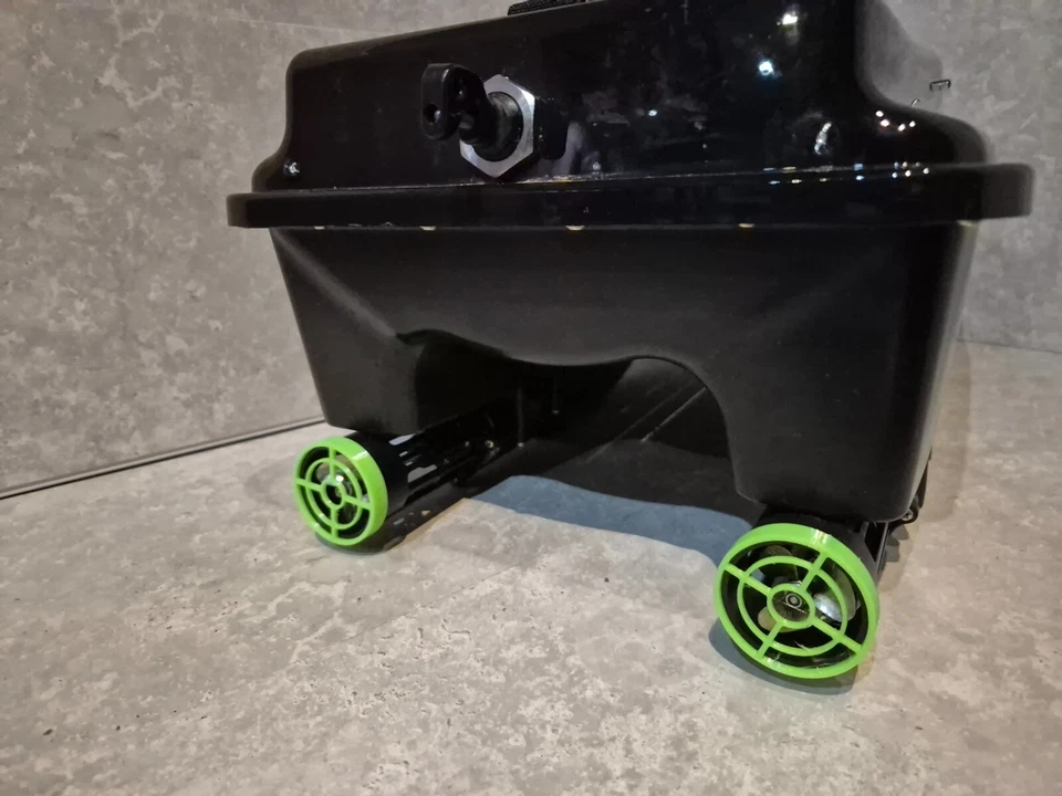 Actor Plus Bait Barca Antierbacce (coppia) Colori a Scelta Materiali Molto Resistenti