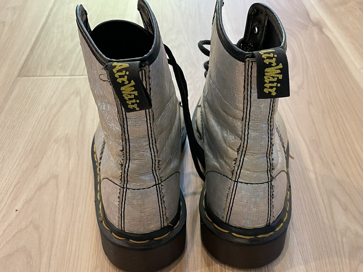 [しろ]Dr. Martens Made in England 90s Doc Martens boots Made in England vintage floral 90s fabric