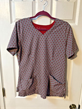 Urbane Ultimate Women's Scrub Top With Pockets Gray Multi. Geometric Size M