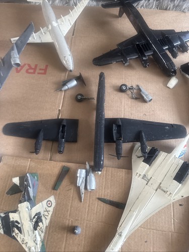 Job Lot Of Plastic Model Planes Aeroplanes Aircraft Vintage Repair - Picture 19 of 23