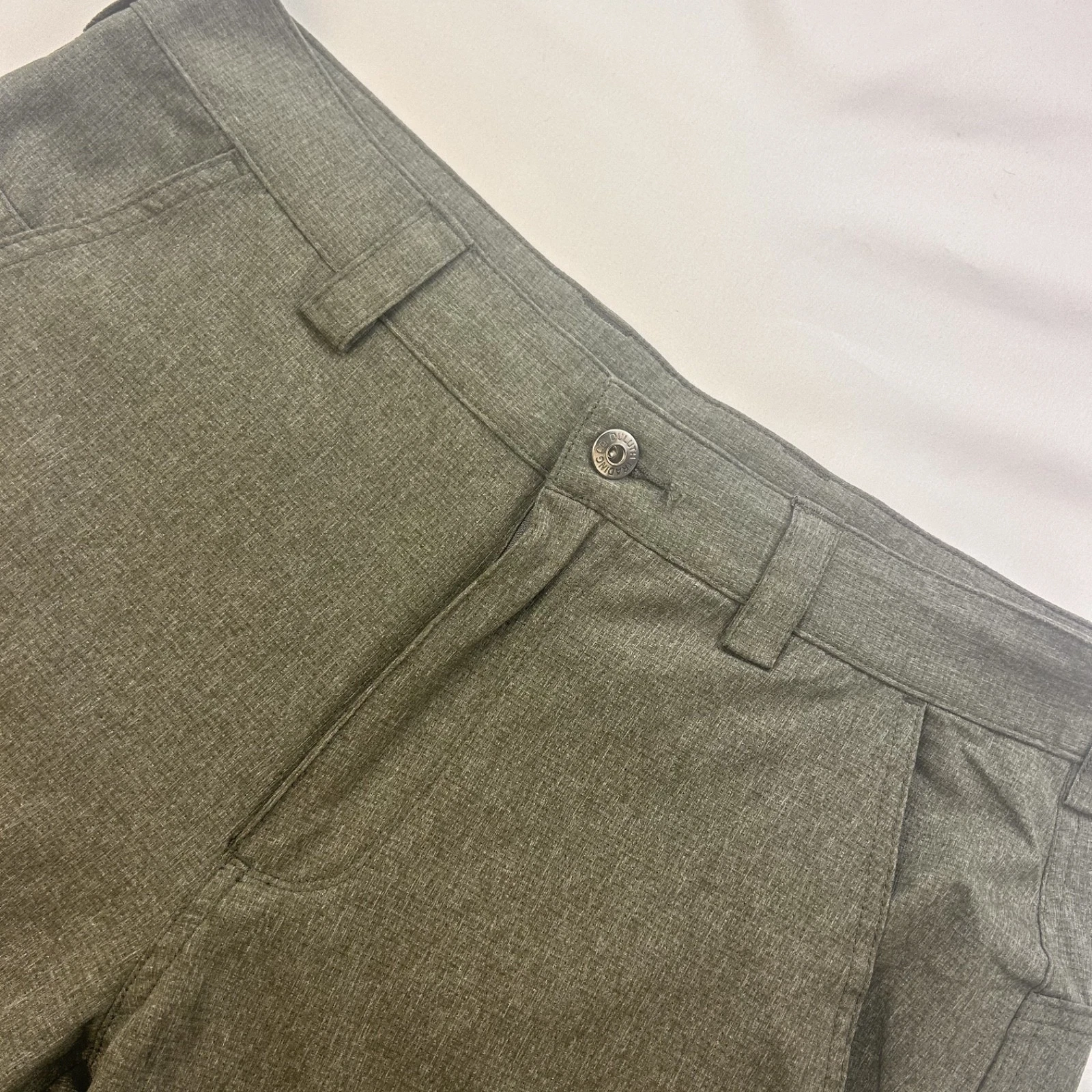 Duluth Men Breathable Green Polyester Multi Pocketed Hiking Shorts 34 NWoT