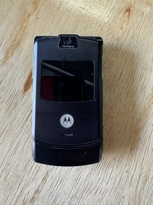 Motorola Razr V3 Black Phone VGA Zoom 4X No Battery untested 
