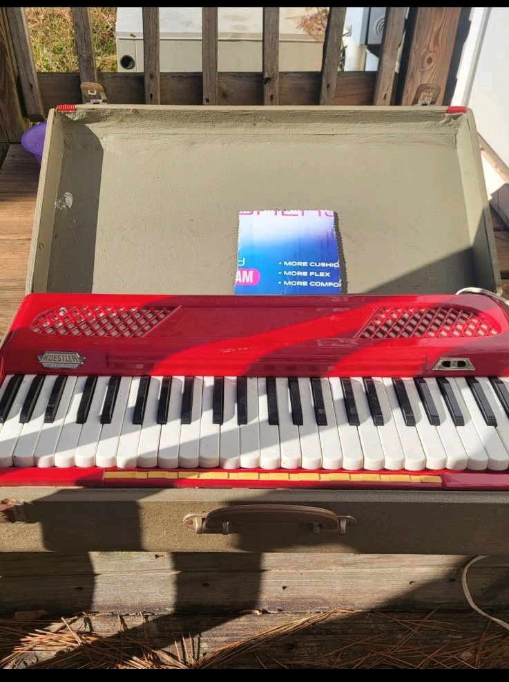 Koestler Harmophone 電気式リードオルガン（出ない音あり） s-l1200.jpg