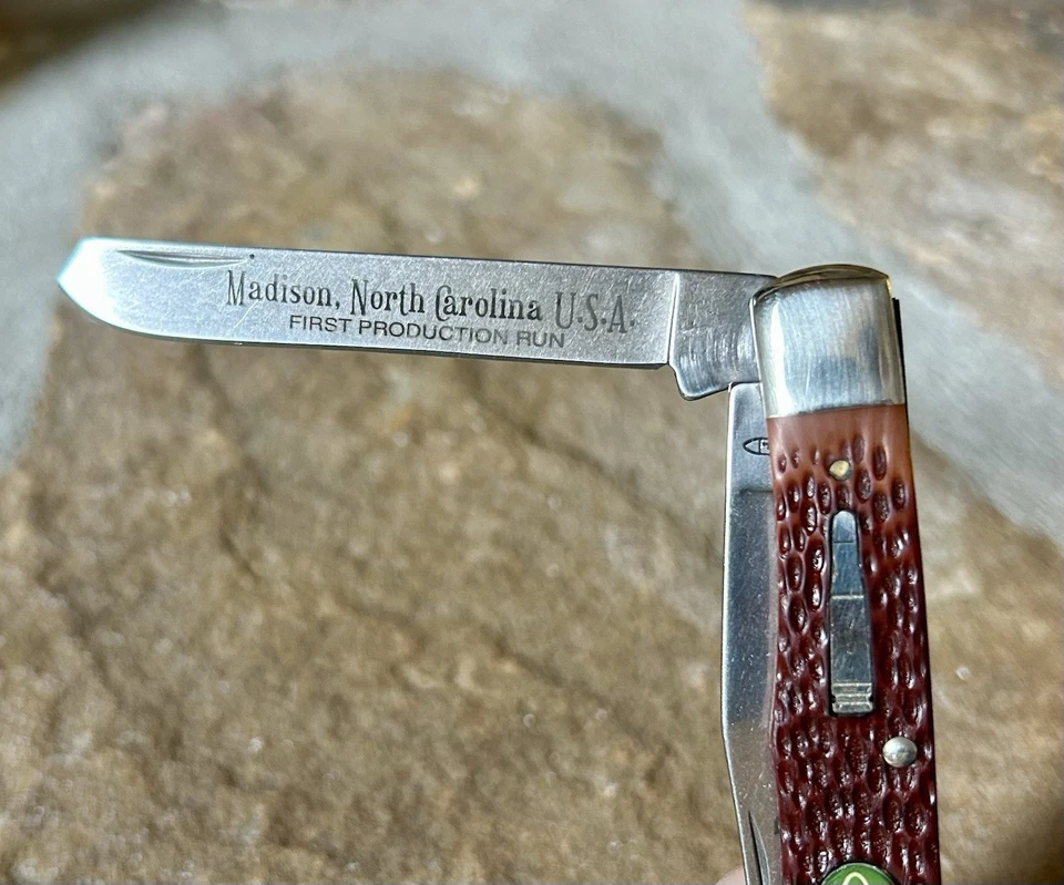 Navaja de Bolsillo Bala Remington 1996 De Colección, Nueva Estampilla Tang Madison NC, Dos Hojas Foto 2 de 4