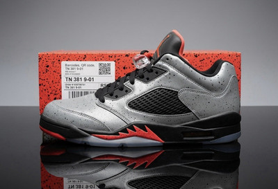  Jordan Air Jordan 5 Retro Low Neymar 2016 Reflect Silver/Black OG all w box