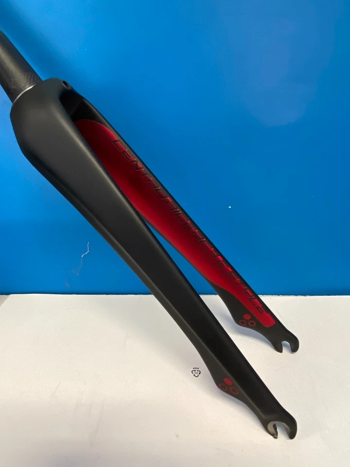 FORCELLA ROAD FULL CARBON  CANOTTO CONICO 1.1/8" - 1.1/2" USATA - Immagine 4 di 4