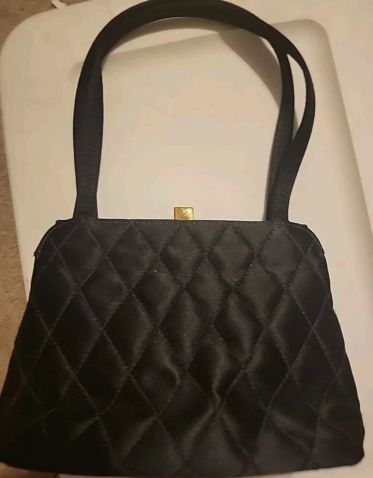 Neiman Marcus Quilted Satin Evening Hand Bag - Image 2 of 4