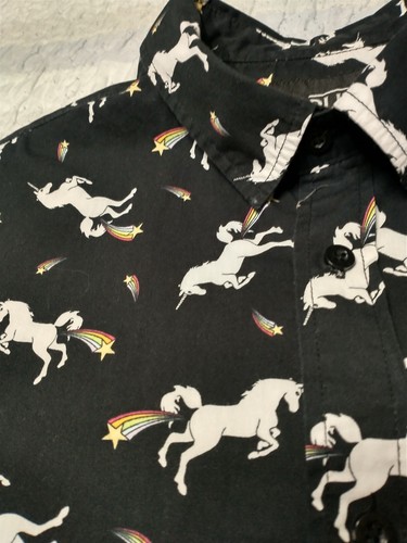 XXX RUDE Hot Topic Unicorn Stars Short-Sleeved Woven Button-Up Size Large M312 - Picture 5 of 6