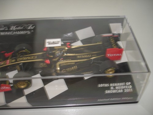 F1 MINICHAMPS 410 110179 LOTUS Renault GP Showcar 2011 N.Heidfeld 1:43 OVP - Bild 3 von 5