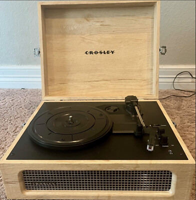 Crosley CR8017U-NA1 Voyager Vintage Portable Vinyl Record Player Turntable