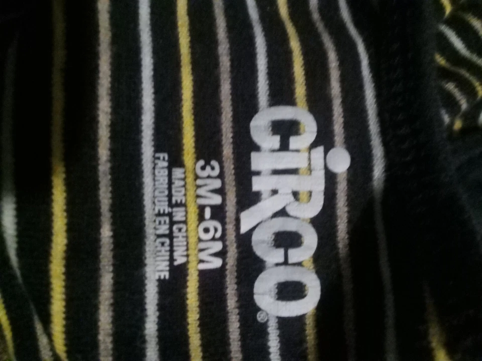 Conjunto de 5 calças bebê 3-6 M Granamals 1 Jach & Jill, 1 Gerber Top 1 Ciroo Top - Imagem 2 de 4