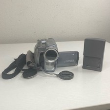 Canon Elura 80 MiniDV Digital Video Camcorder with Charger and Strap