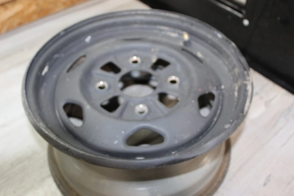 Llanta delantera Honda Rancher 420 Trx420 12x6,0 pintada aerosol negra Foto 3 de 4