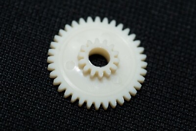 Teac VRDS-7 VRDS-9 VRDS-T1 Copland  Wadia 5810571100 M02646000A Gear Idler