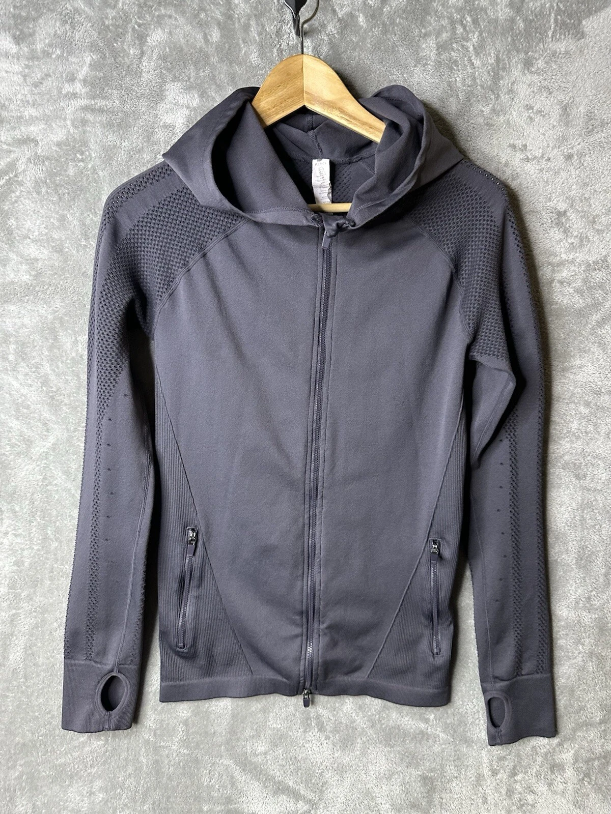 fabletics kiley seamless hooded athletic gym jacket