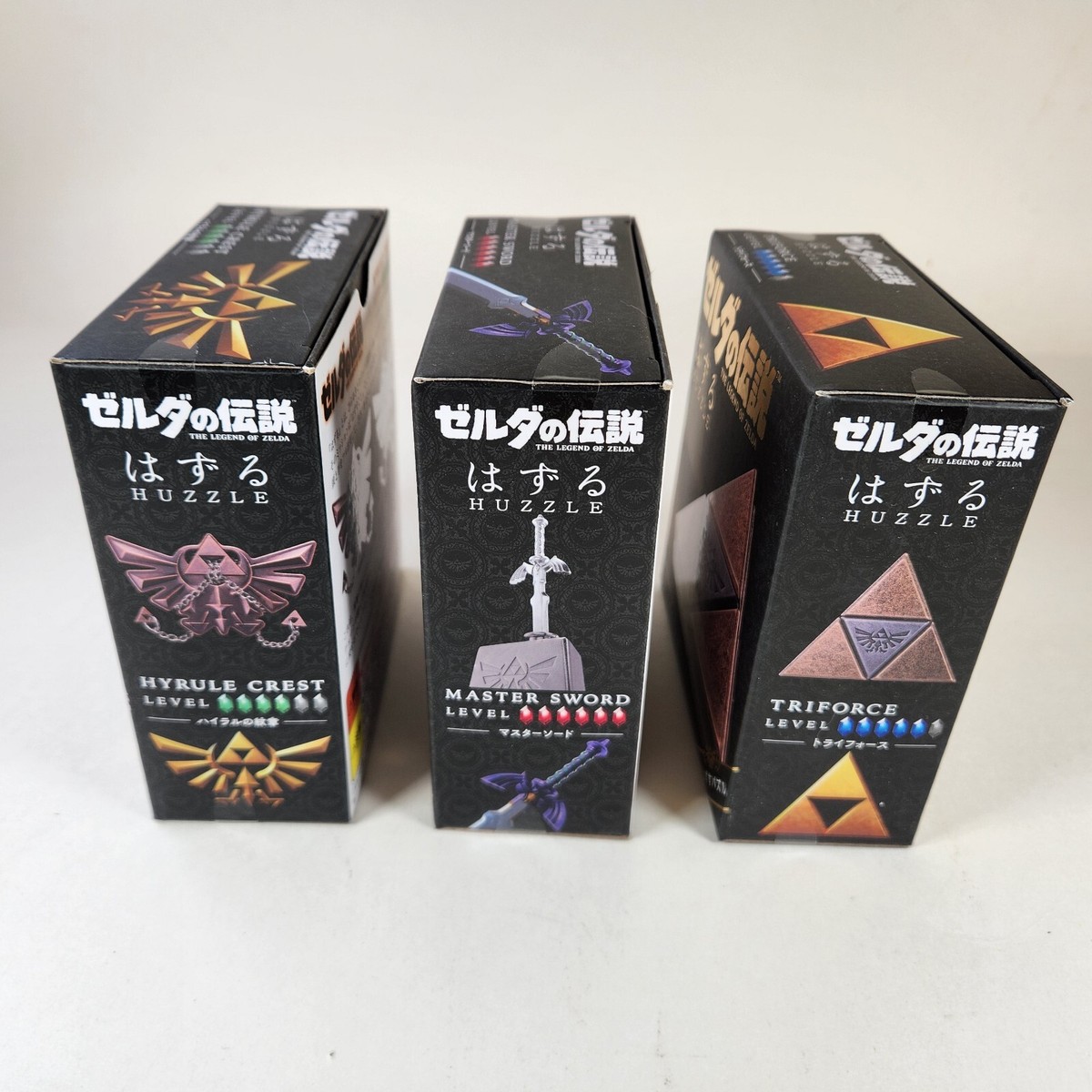 Hanayama ZELDA Master Sword Triforce Hyrule Crest Huzzle 3 Puzzle
