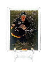 PAVEL BURE 1995-96 Fleer Ultra #166 GOLD MEDALLION PARALLEL GORGEOUS CANUCKS