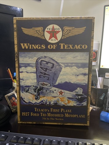 WINGS OF TEXACO - 1927 Ford Tri-Motor Monoplane Coin Bank - #7 Ertl - Picture 5 of 8