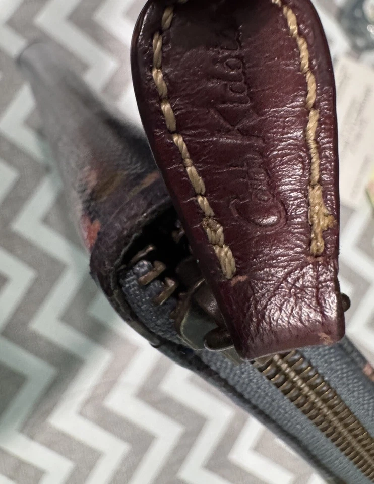 Cartera con cremallera Cath Kidston estampado rosa PVC revestimiento ranuras para tarjetas rosa azul Foto 4 de 4