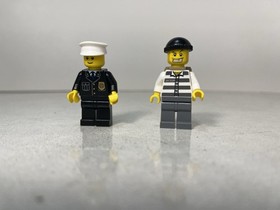 LEGO CITY: Prisoner Transport (7286), Complete