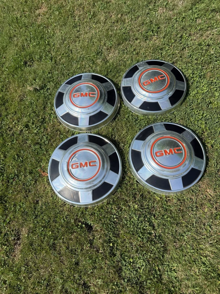 Tag '83GMC GM Squarebody K20 K30 camión furgoneta 12"" plato para perros tapacubos 4x4 4x4 3/4 toneladas? Foto 2 de 4