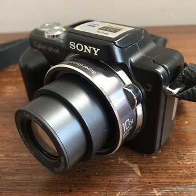 Sony Cyber-shot DSC-H3 8.1 MP Digital Camera - Silver for sale