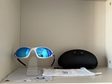 Oakley Straight Jacket 99 Muzm OO9505 Sunglasses Silver Frame Blue Lenses