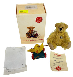 Hermann Teddy Original Miniature Bear With Duck 152927 Ltd Ed 294/800 Boxed COA