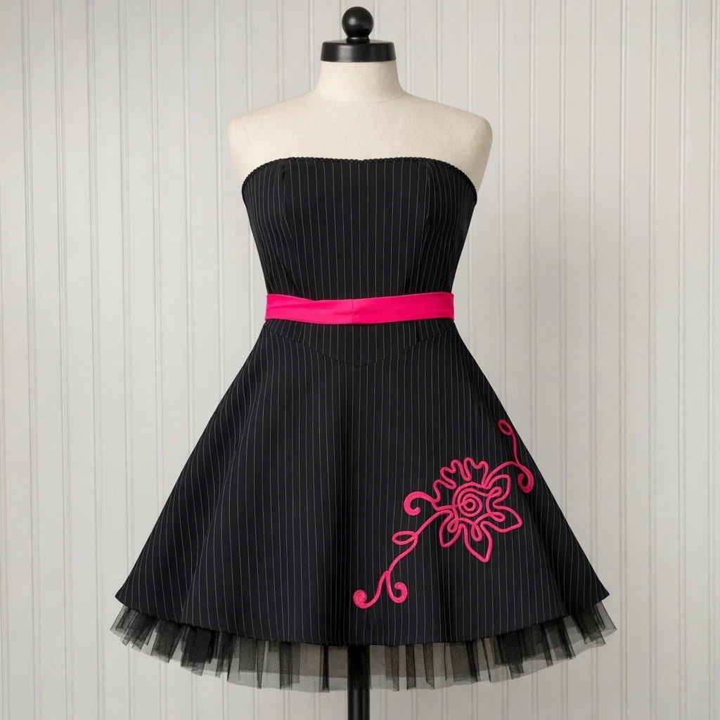 open lace back dress Vintage Rhinestone Flowy Ruby Rox Dress – Ragstock main image 1