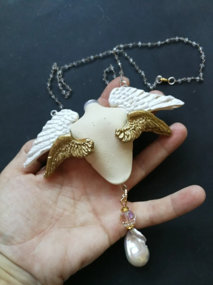 Collar Colgante Talismán Querubín Ángel Guardián Alado Joyería Buena Suerte Foto 3 de 4