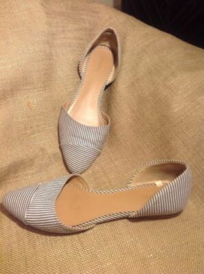 MERONA POPPY D'ORSAY BLUE WHITE PINSTRIPE POINTY TOE BALLET FLATS SZ 8.5M SHOES