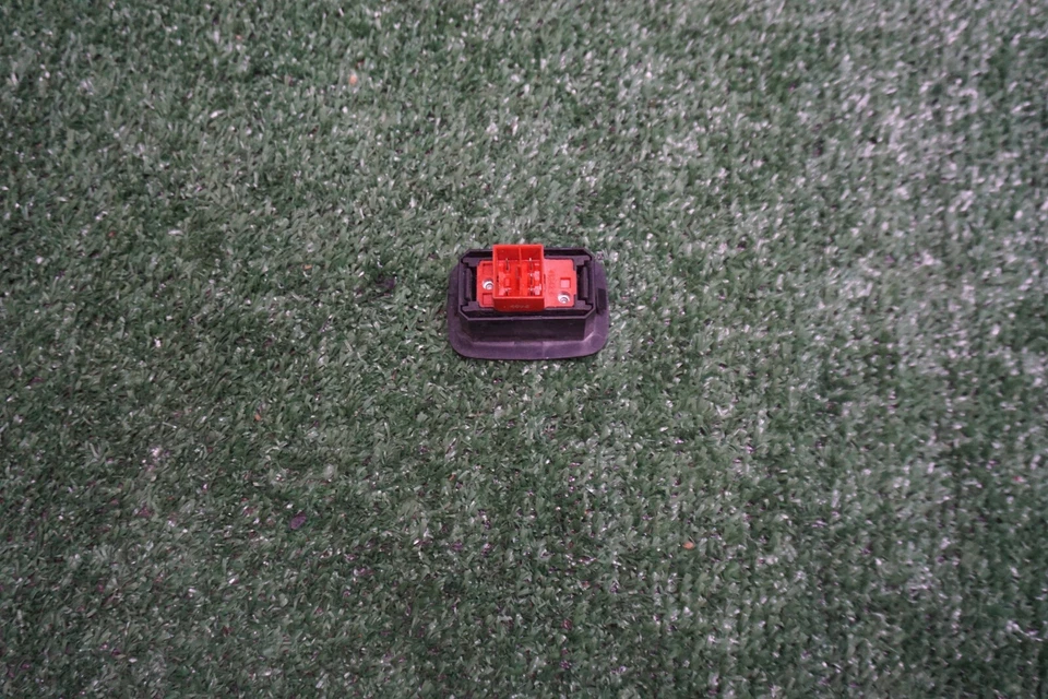 Chevrolet Monte Carlo 1999 interruptor de puerta OEM Foto 3 de 3