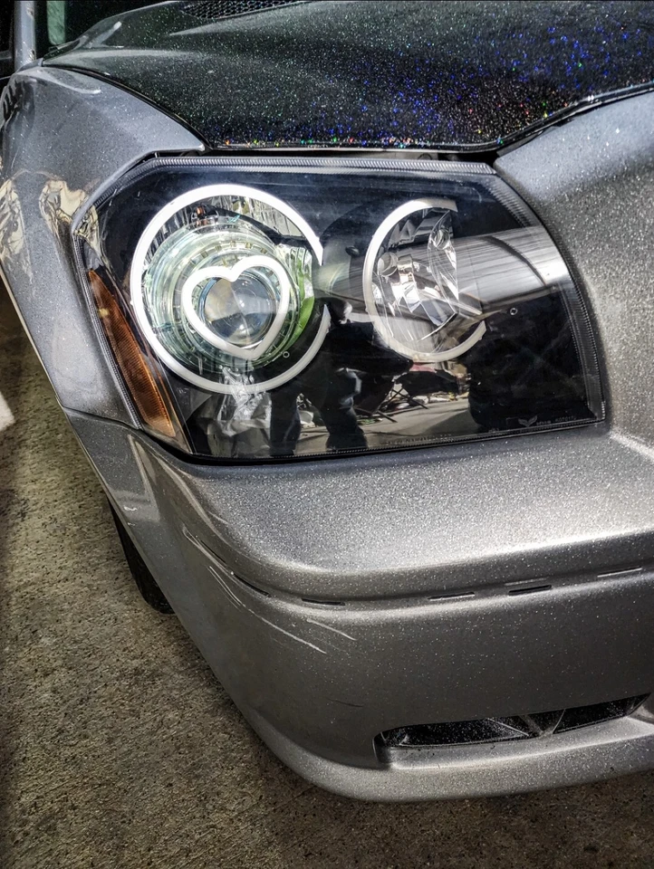 Faros Dodge Magnum 2007 Foto 2 de 4