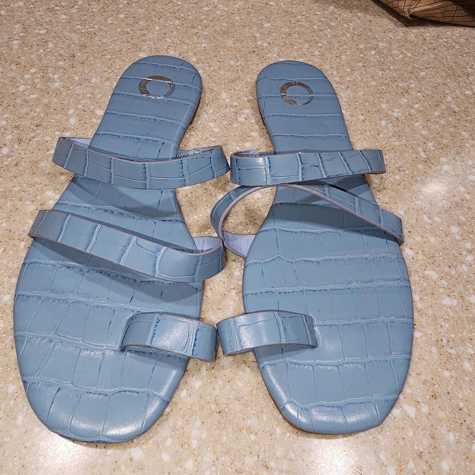 Journee collection Sandals Women's Size 9 Daiya Slide.  NWOB