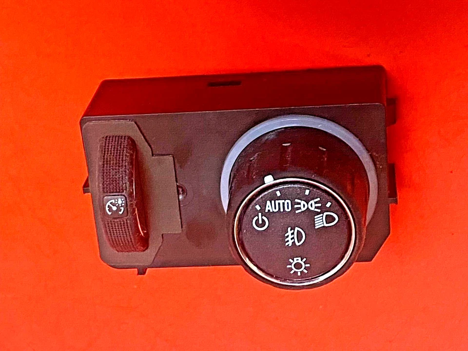 Interruptor de faros HLS1692 para GMC Yukon.Sierra 1500 Chevrolet Silverado Foto 2 de 4