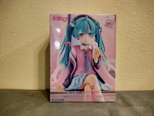Hatsune Miku Noodle Stopper Figure Love Blazer Navy ver. Made in Japan