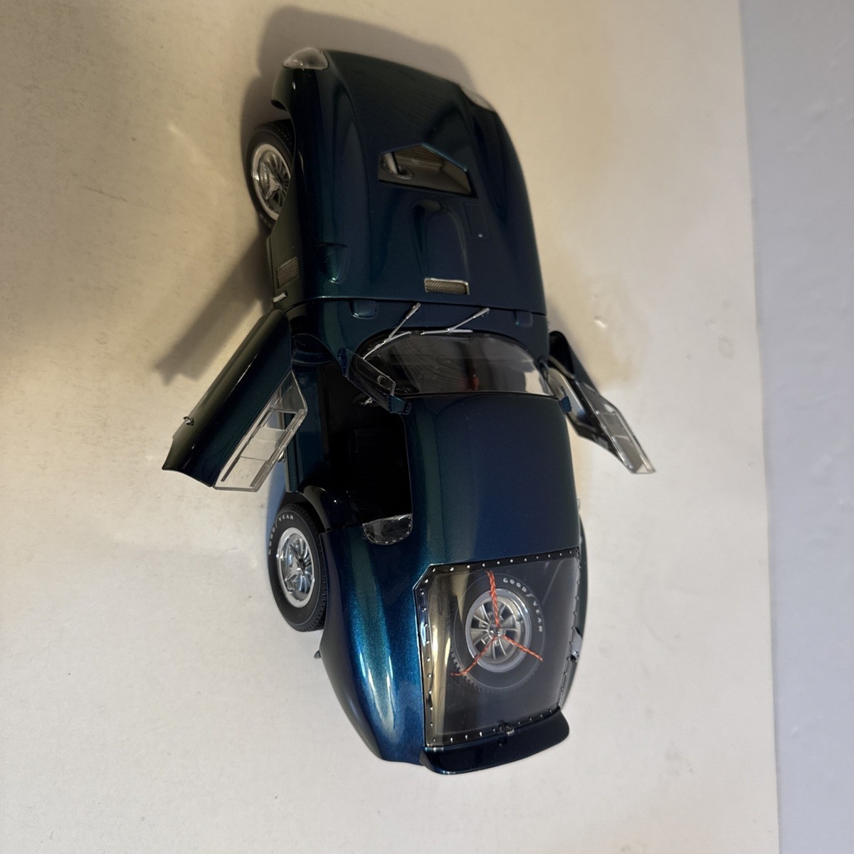 Exoto Shelby Cobra Daytona Coupé 1964 – 1/18 – Bleu – Collection