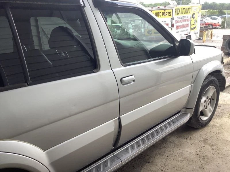 Driver Left Rear Side Door Fits 01-03 INFINITI QX4 1676697 Foto 4 de 4