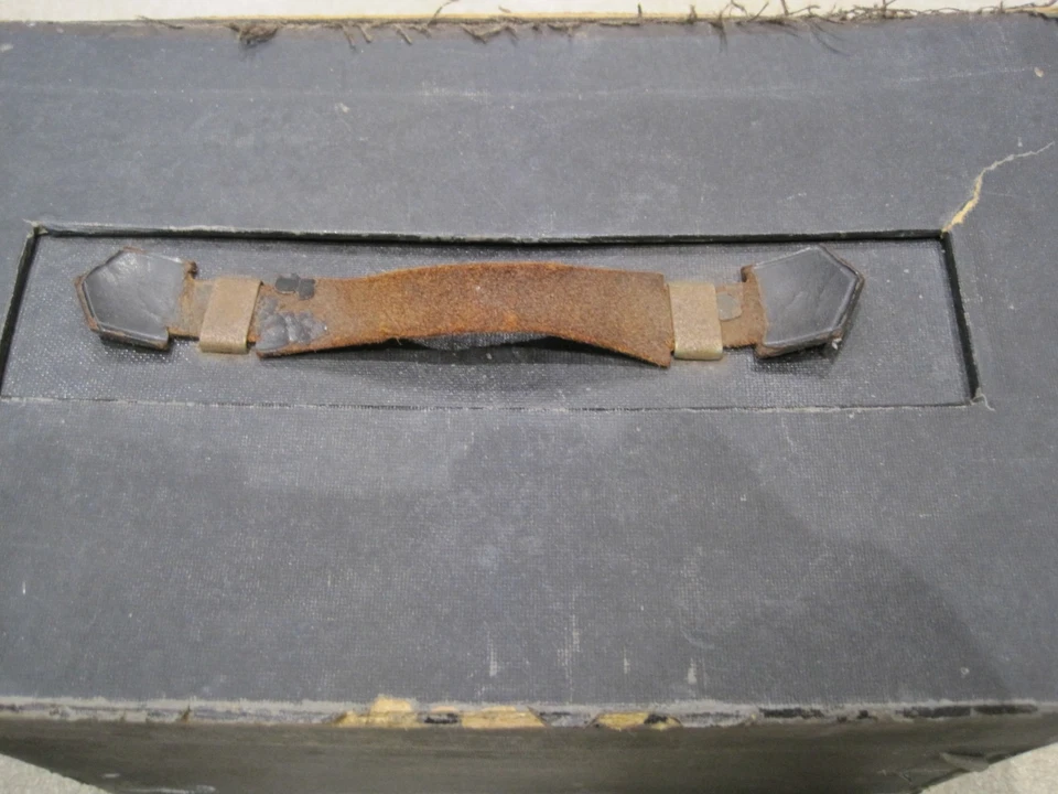 Vintage London Made Top Hat in Vintage box - Image 3 of 4