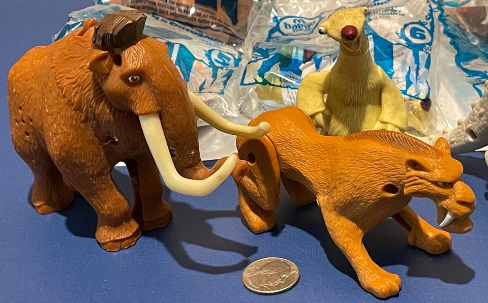 Ice Age Dawn of the Dinosaurs 2009 McDonald's Happy Meal Toys NEW or USED - Image 4 of 4