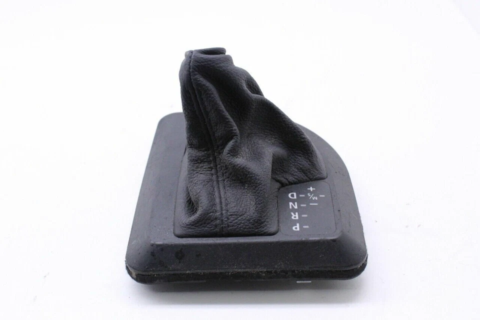 BMW 525i 2004 indicador de cambio automático y cubierta de arranque OEM usado Foto 2 de 4